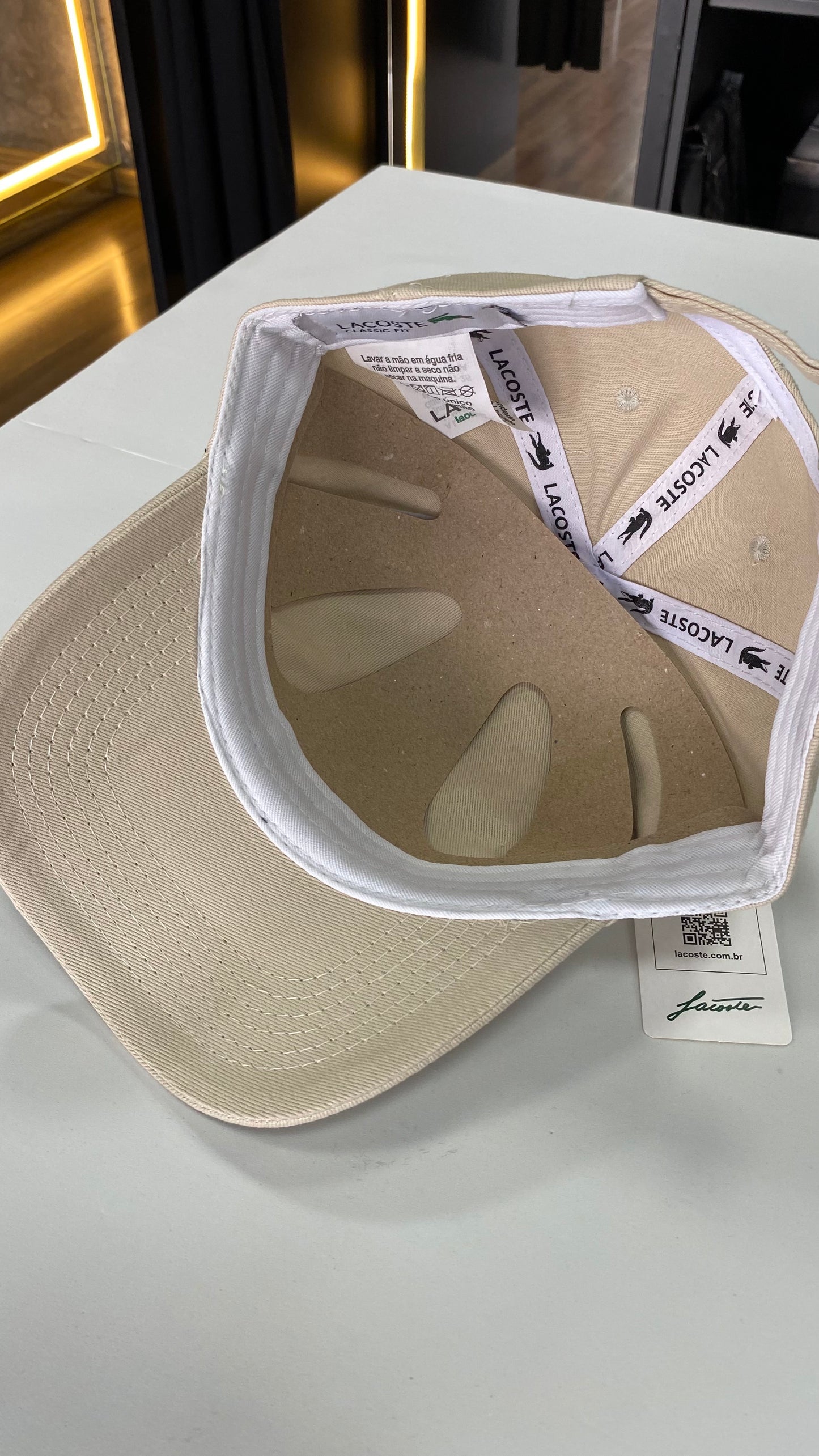 Boné Lacoste Big Croc