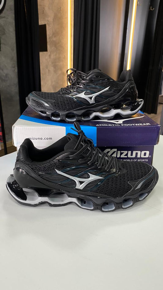 Mizuno Prophecy 11s
