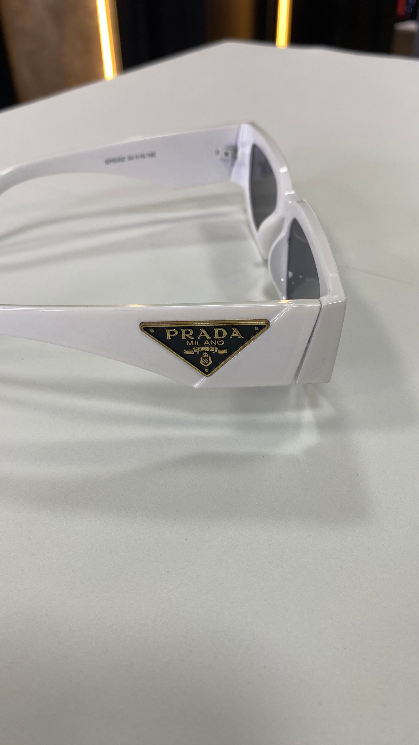 Oculos Prada