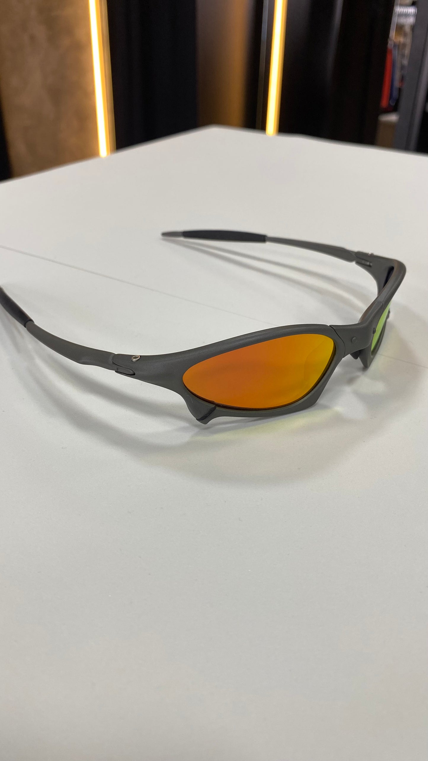 Oakley juliet