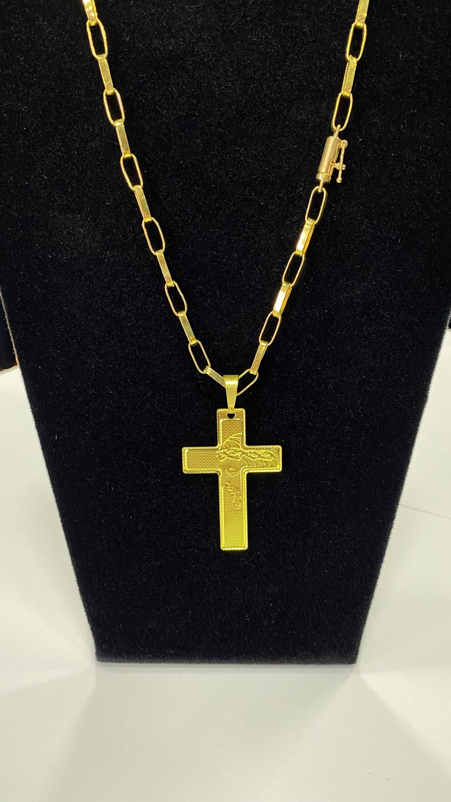 Corrente em moeda antiga